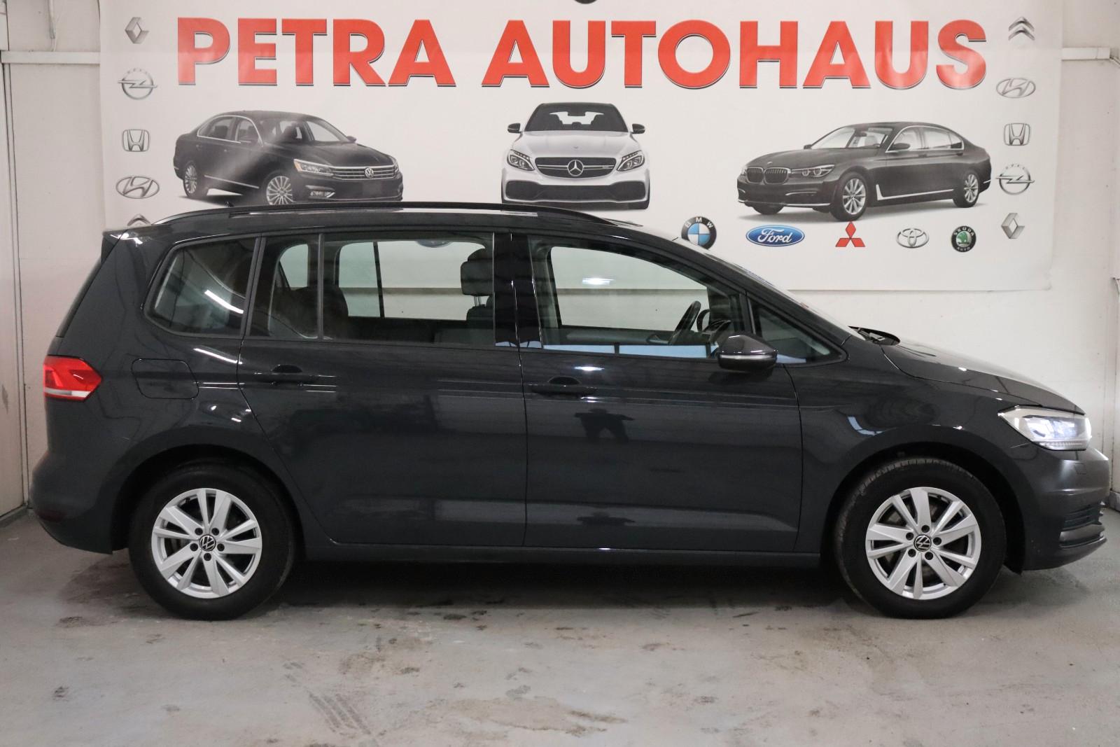 Volkswagen Touran 2.0 TDI SCR DSG Highline Kamera Digital