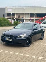BMW 523i A - - BMW 523 aus 2005: 523i
