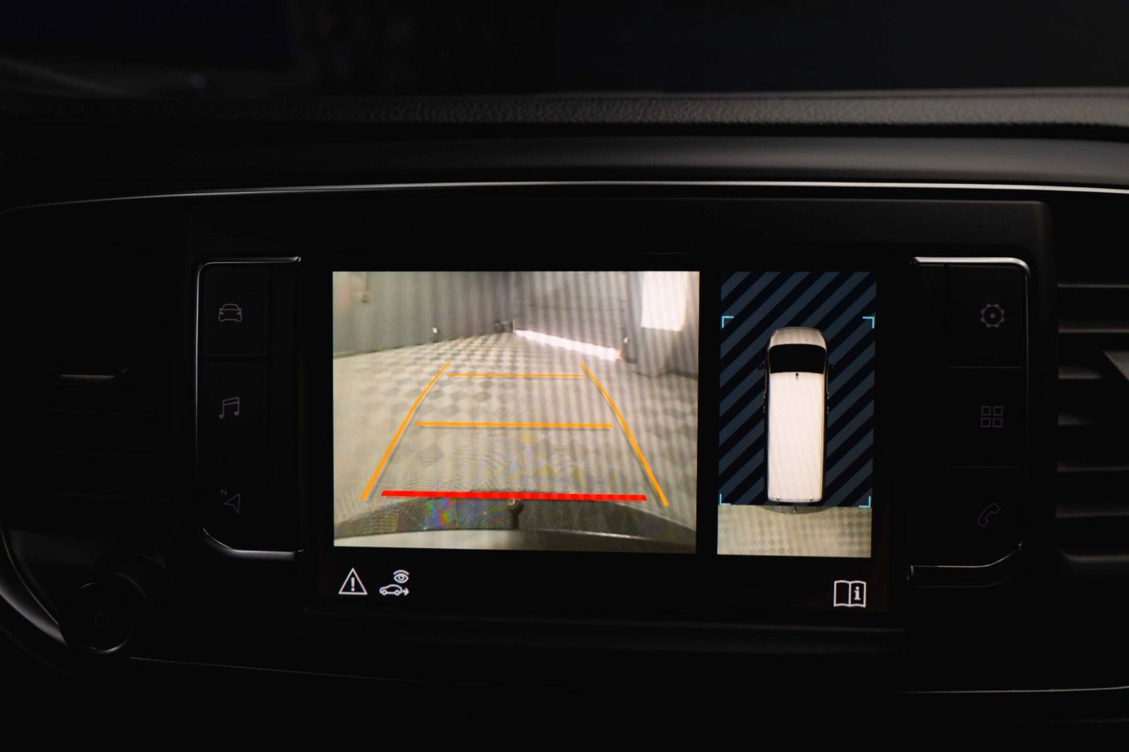 Fahrzeugabbildung Opel Zafira Life Innovation L3 Black Edition *Pano*