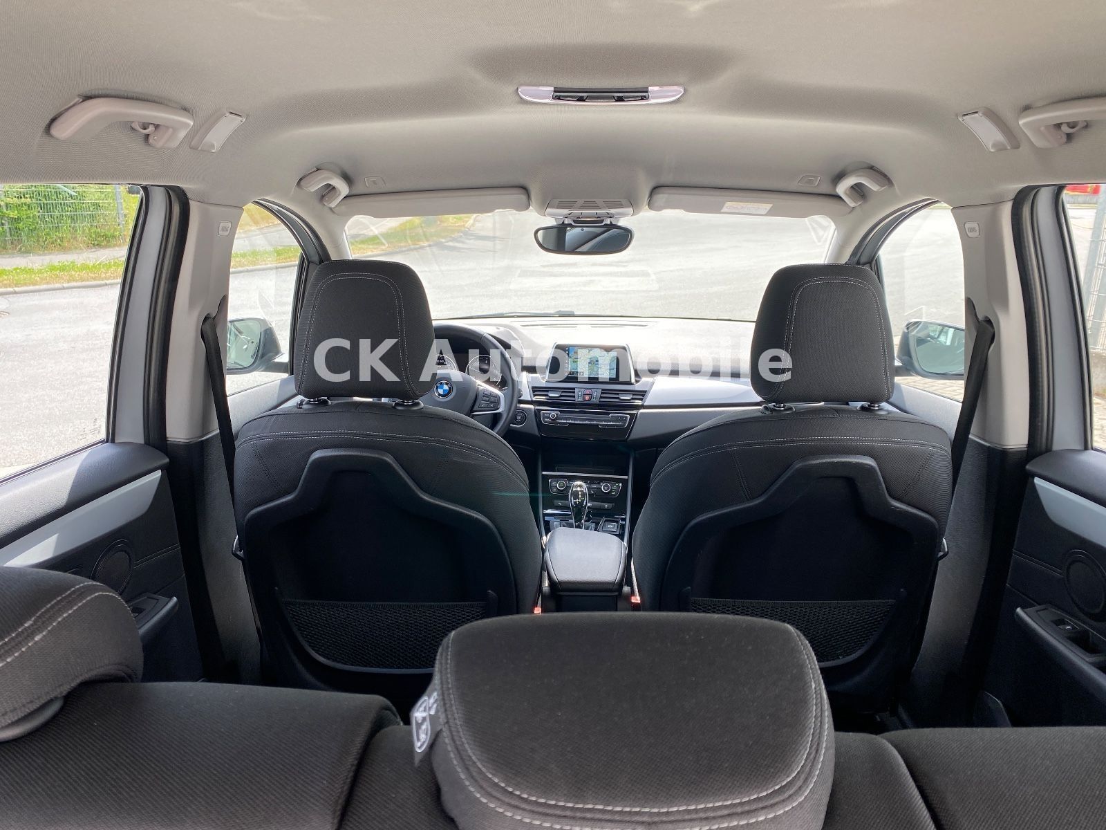 Fahrzeugabbildung BMW 216 d Gran Tourer Advantage/Automatik/Navi/PDC