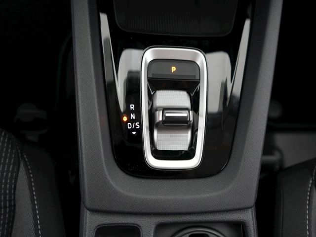 Octavia COMBI SELECTION MHEV DSG+AHK+LED+NAVI+RÜ