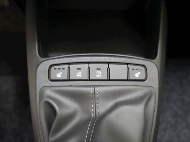 i10 FACELIFT TREND+NAVI+RÜCKFAHRKAMERA+SITZ-/LEN