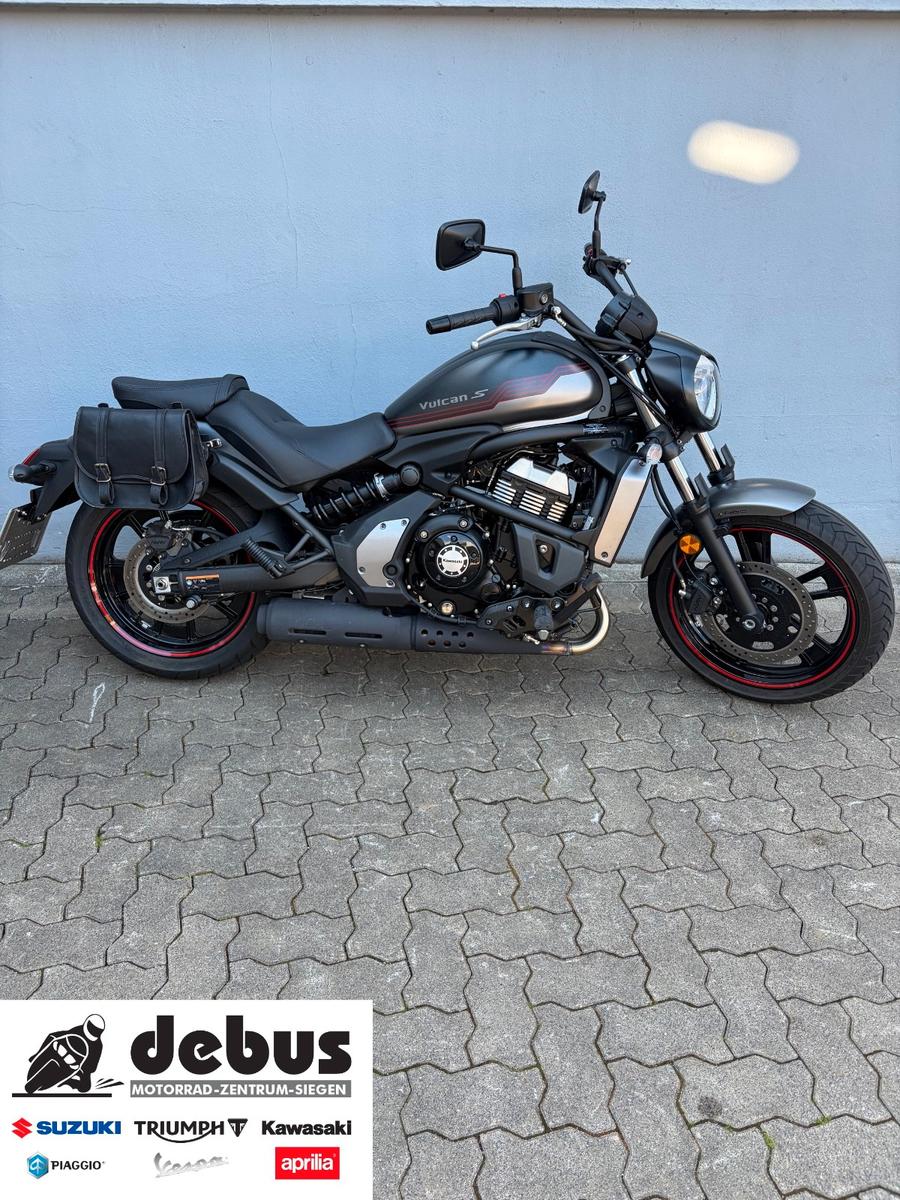 Kawasaki Vulcan S Erste Hand wenig km Scheckheftgepflegt