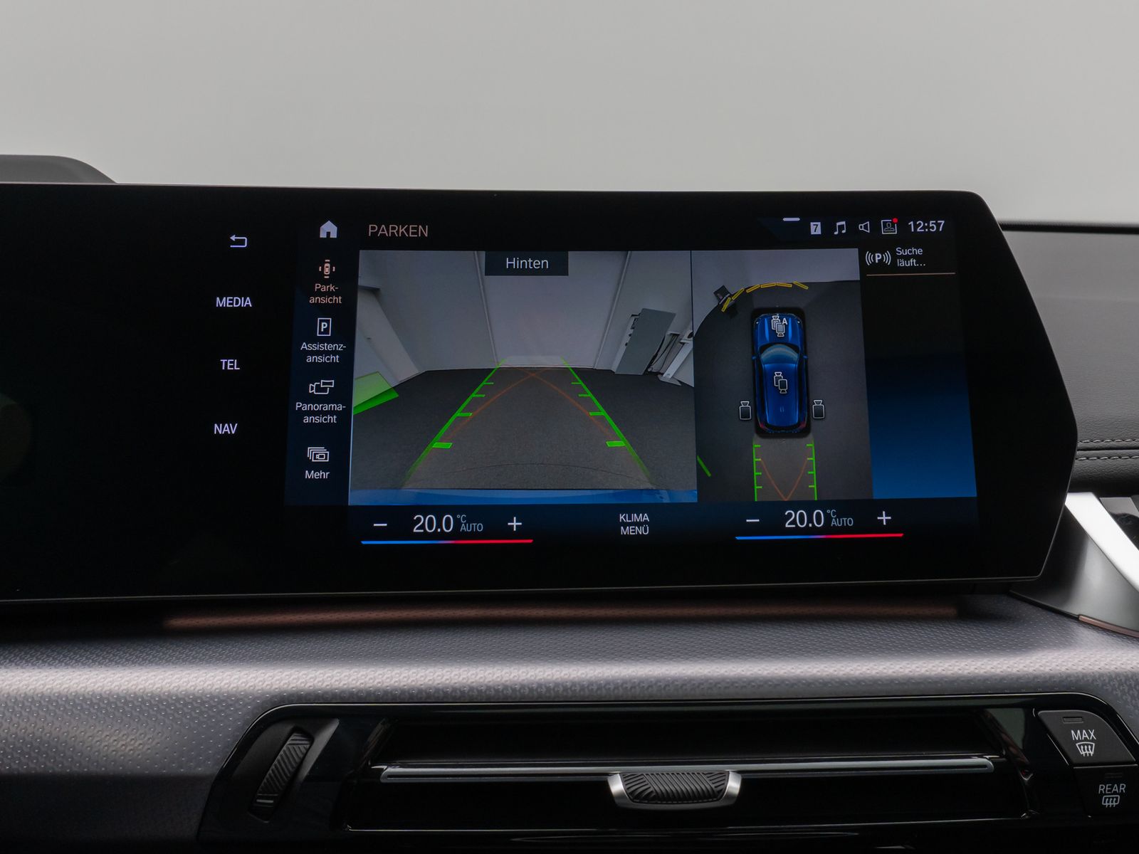 Fahrzeugabbildung BMW iX1 xD30 M Sport Pro Panorama 360°HUD DAB H/K