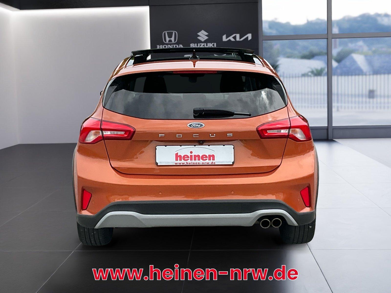 Ford Focus 1.5 EcoBoost Active NAVI LED PANO HUD