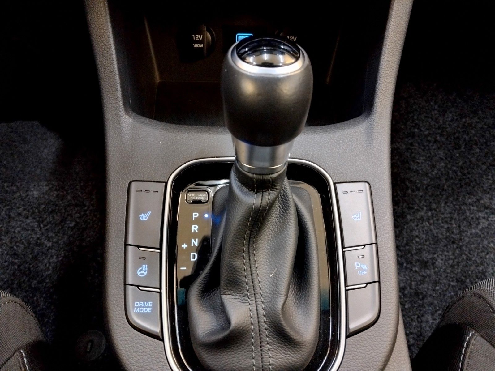 Hyundai i30 (06/2021, Benzin)