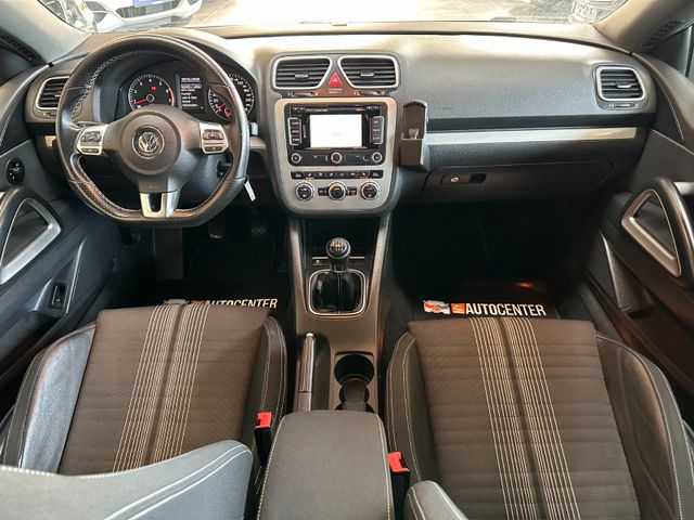 Volkswagen Scirocco *PANORAMA*NAVI*PDC*KLIMA*2-ZONEN*