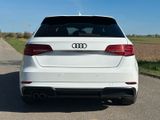 Audi A3 TFSI S tronic Sportback sport black edition - Audi A3: Edition