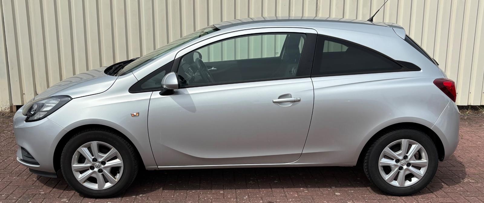 Opel Corsa 1,4  E Edition*FSE-Bth*Tempo*15"ALU*