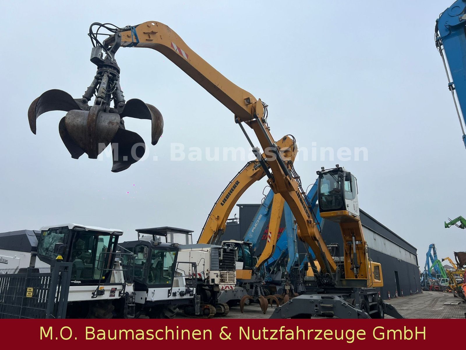 Fahrzeugabbildung Liebherr LH 30 M Litronic  / AC / Polypgreifer /ZSA