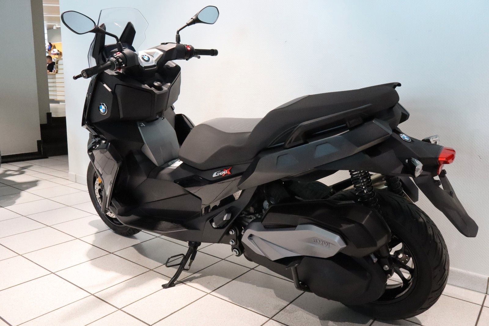 Fahrzeugabbildung BMW C400X