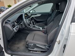 Fahrzeugabbildung Audi A4 Avant 2.0 TDI S line LED NAVI LM18