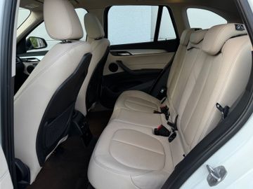 BMW X1 - 8