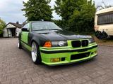 BMW E36 320i Coupe - BMW 320: Coupé, 320i E36