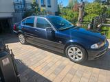 BMW 320i E46 - BMW 320 aus 2000: 320i E46