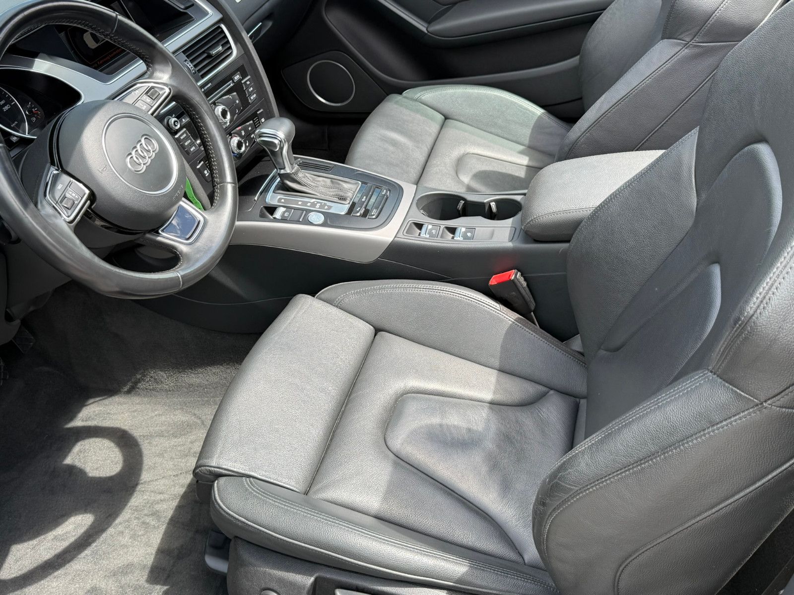 Fahrzeugabbildung Audi A5 Cabriolet 2.0 TFSI quattro S Line