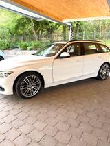 BMW 340i xDrive Touring Luxury Line Autom. Luxur... - BMW 340 von privat