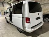 Volkswagen T5 Multivan 2.0 TDI Automatik Navi Bi-Xenon - VW T5 Multivan Gebrauchtwagen in Hamburg