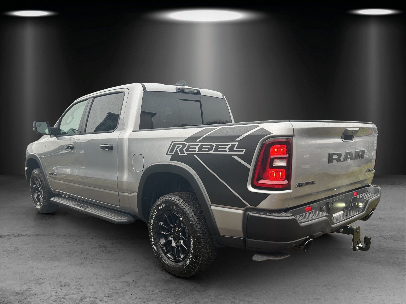Fahrzeugabbildung Dodge RAM 1500 Rebel Night Premium 4x4 PANO/LED/AHK/