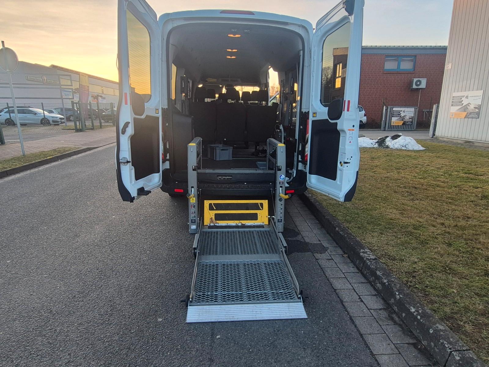 Ford Transit Kombi L3 Trend 9 Sitze Rollstuhlrampe