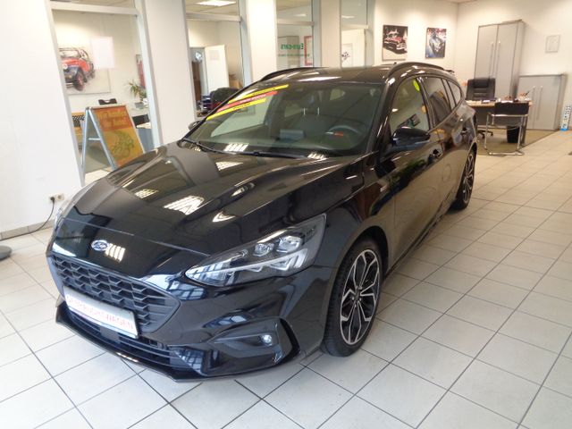 Ford Focus Turnier ST-Line X /AHK/NAVI/KLIMA/1. HAND