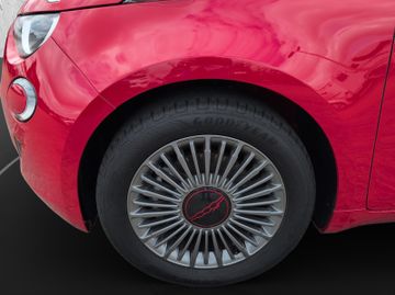 Fiat 500 e Cabrio Red +SHZ+SoundSys+SpurH+Winterp.