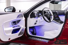 MERCEDES-BENZ SL 680 4M Monogram Series Hood with Maybach Logo
