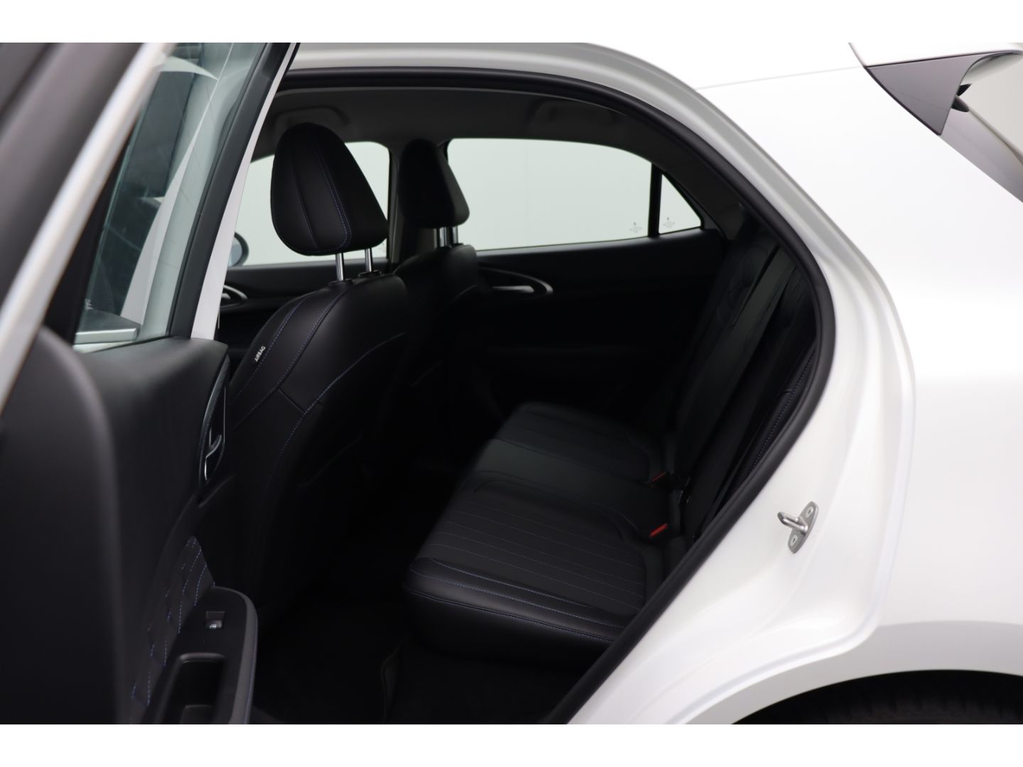 Fahrzeugabbildung GWM ORA 03 300 ACC Digitales Cockpit Totwinkelass.