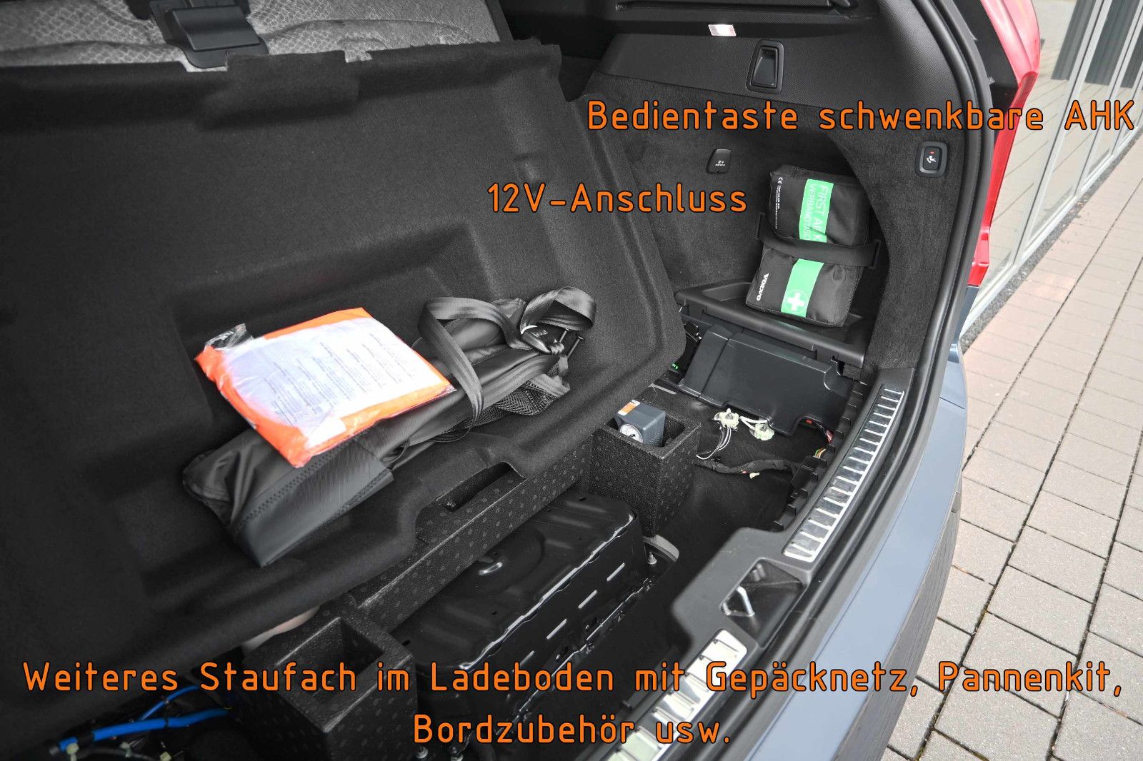 Fahrzeugabbildung Volvo XC90 B5 D AWD R-Design °AHK°STANDHEIZ°PANO°22"°