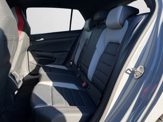 Volkswagen Golf - Bild 14