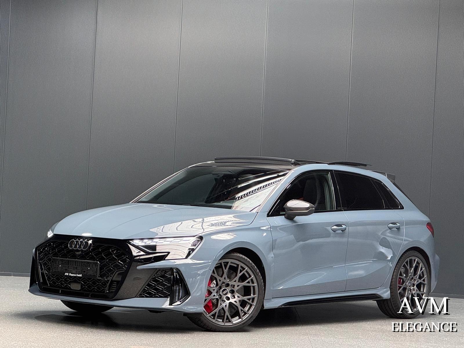 Audi RS3 Sportback 2025*CARBON*280 KM/H*360°*HUD*