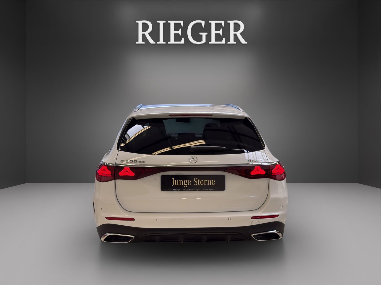 Mercedes-Benz E 300 T de 4M AMG*Superscreen*AHK*Burmester*20"* foto 10