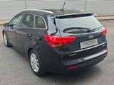Kia Ceed Sportswagon Dream PREMIUM+*NAVI*KAMERA*AHK* - Kia Kombi Cee d mit Diesel-Antrieb