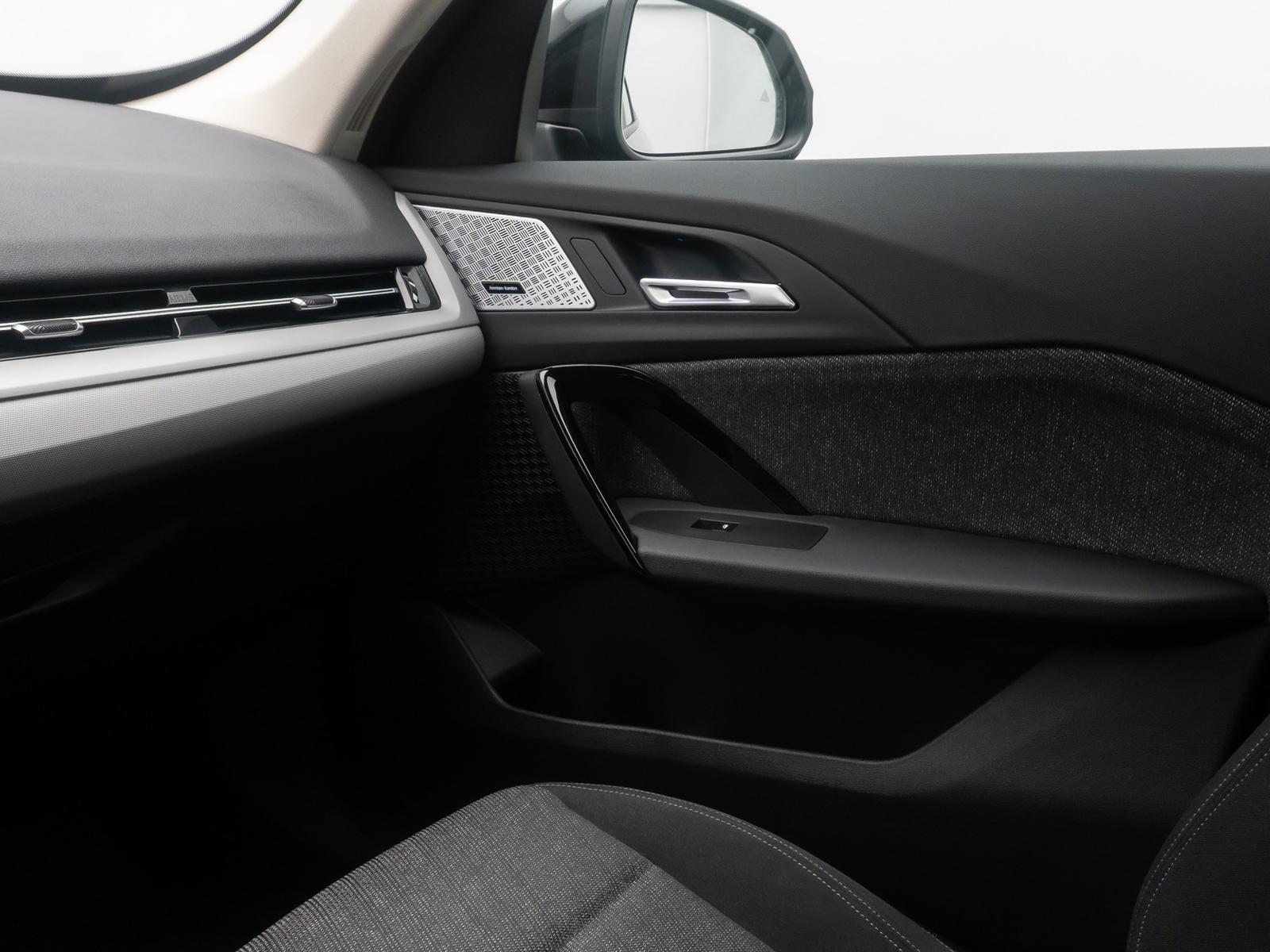 BMW X1 xD20d H/K Kamera DAB Memory Lenkradheizung, миниатюра 30
