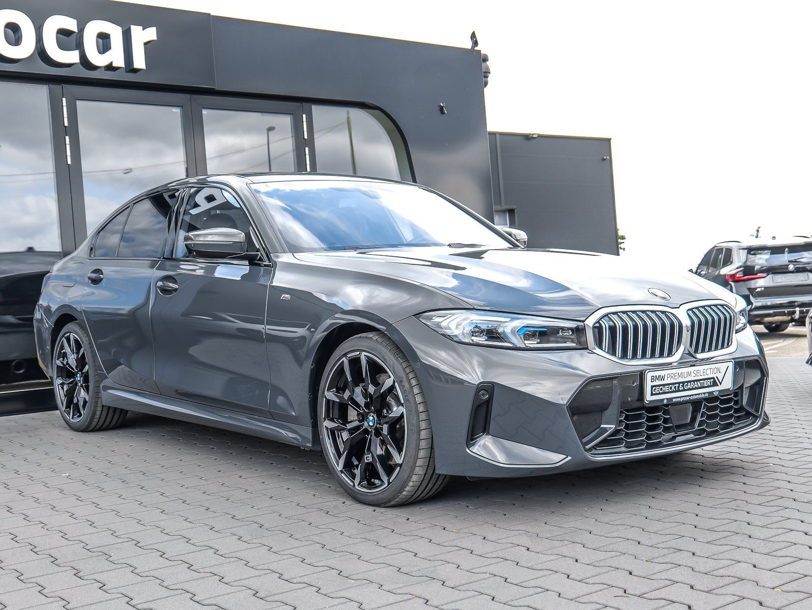 BMW 330 - Bild 6