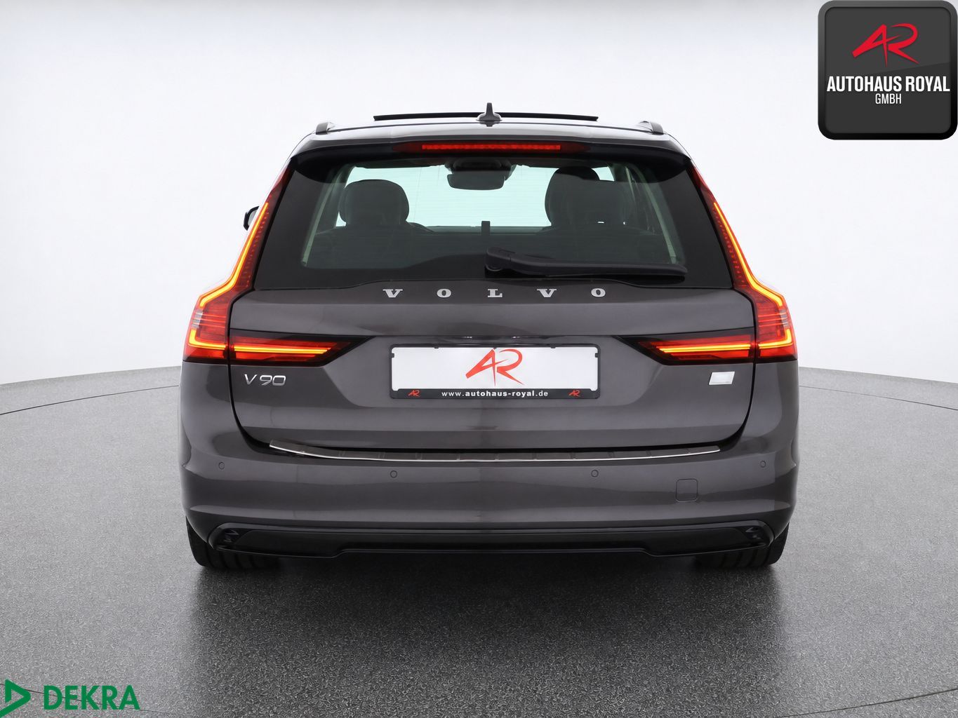 Volvo V90 T8 AWD RECHARGE R DESIGN 360,KEYLESS ACC AHK foto 4