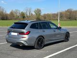 BMW 330i Touring M Sport Automatic G21 - BMW mit Benzin-Antrieb: Alcantara, Head-Up Display, Kombi