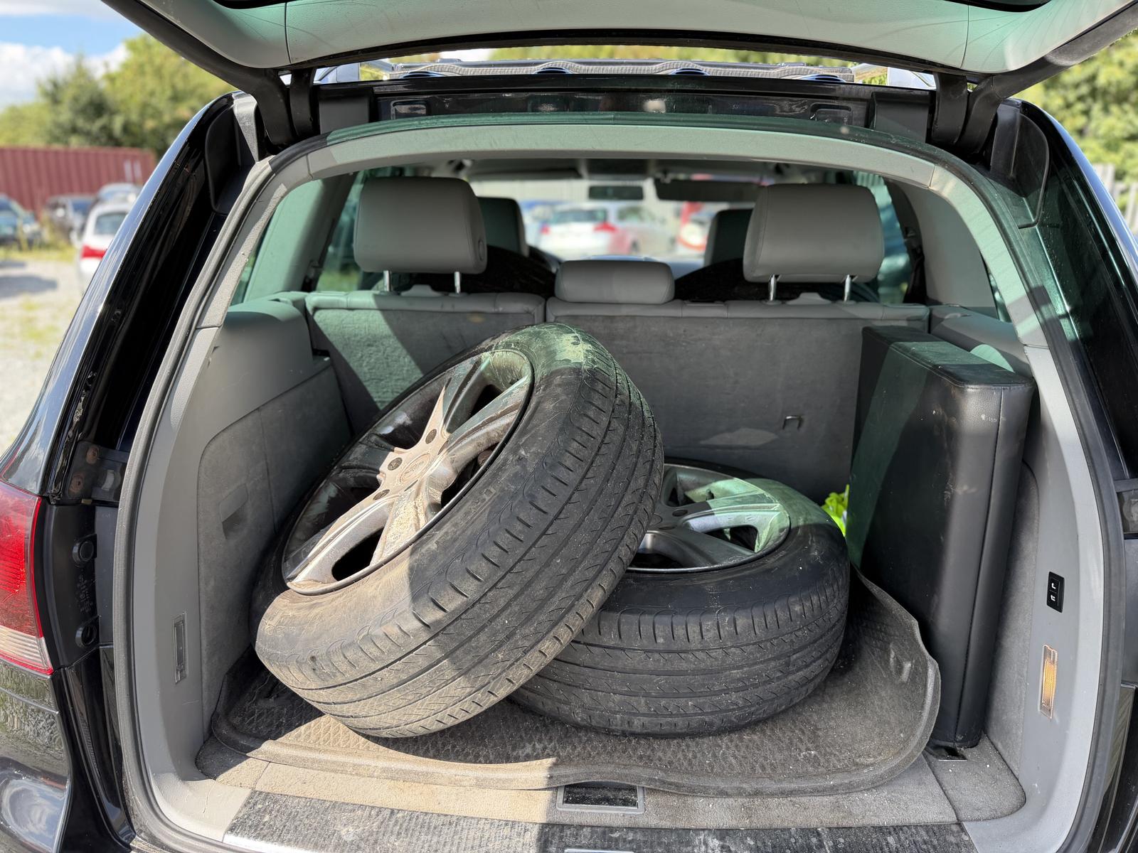 Volkswagen Touareg 2007 — photo 12