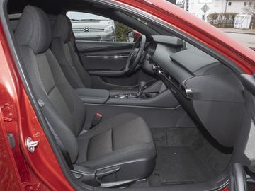 Mazda 3 Exclusive-Line Matrix-LEDBose360°AlexaHead