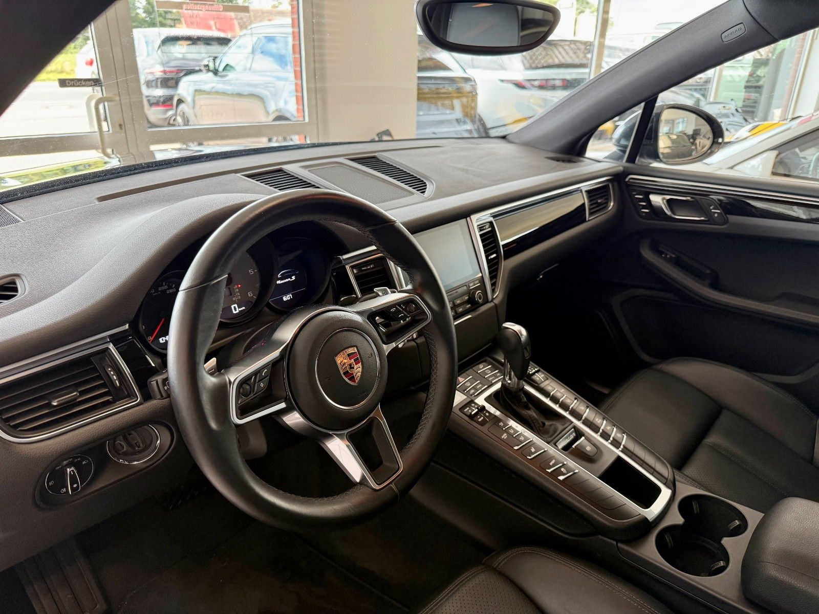 Fahrzeugabbildung Porsche Macan S Diesel PDK Panorama/21"Zoll/Xenon