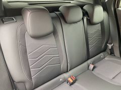 JEEP AVENGER MY24 SUMMIT MHEV Automatik