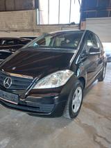 Mercedes-Benz A 160 BlueEFFICIENCY - - Mercedes-Benz A-Klasse: Van