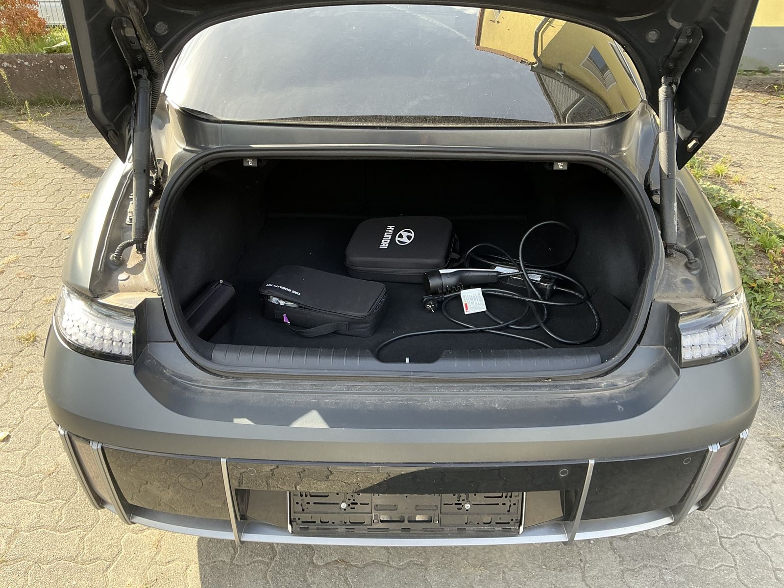 Hyundai Ioniq 6 Uniq Leder Pano Memory BOSE360Cam HUD imagem 3