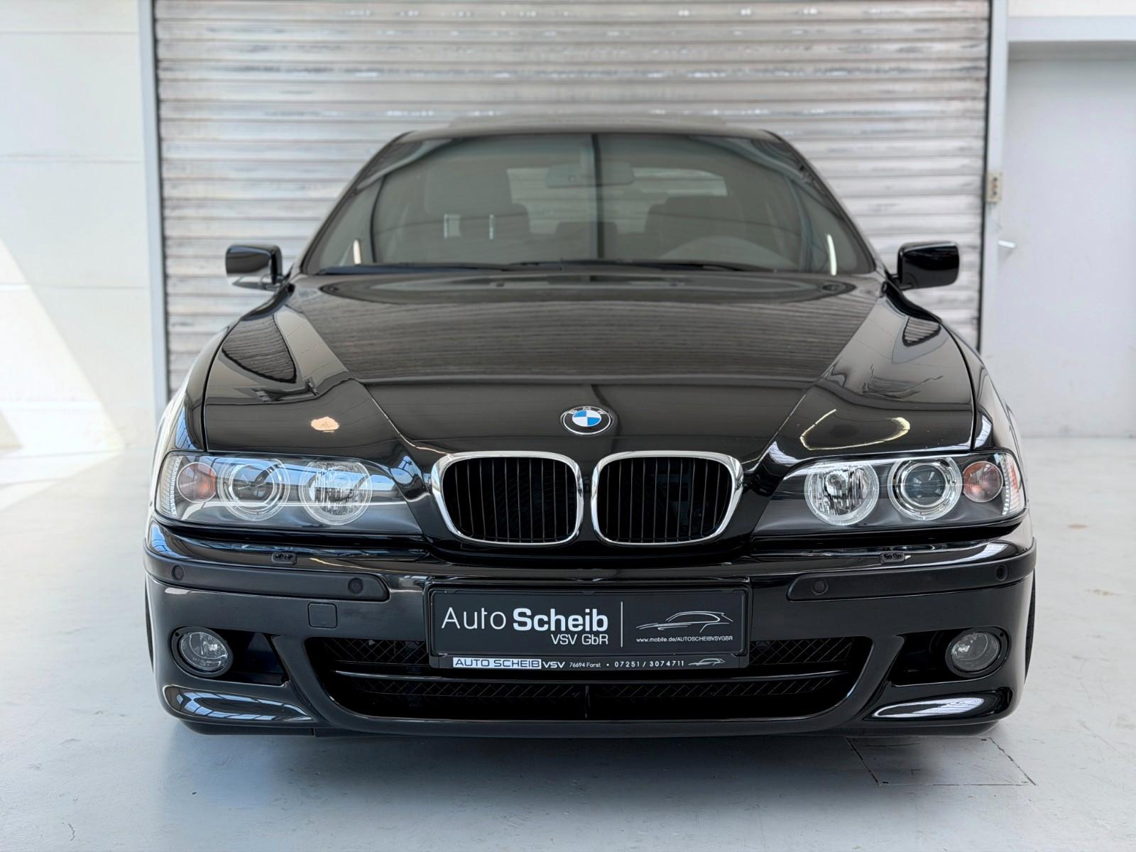 BMW 520i 170ch BVA Pack M d'origine Shadow-Line GSD Sièges Alcantara