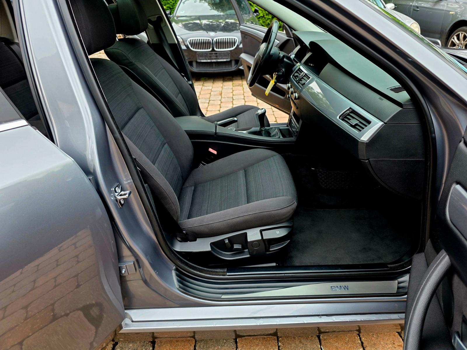 BMW 520 2008 — photo 22