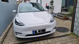Tesla Model Y Dual Motor AWD mit AHK - Tesla Model Y: mit Anhängerkupplung