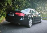 Audi A4 3.2 FSI  quattro V6 - Audi A4 aus 2009: 3.2