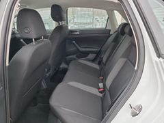 Fahrzeugabbildung Volkswagen Polo 1.0 Life LED DAB PDC
