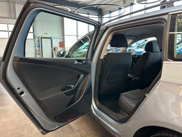 Volkswagen Passat Variant Comfortline *1. Hand*Klima*SHZ*