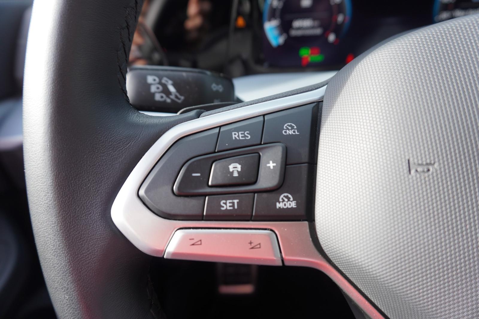 Volkswagen Golf VIII 1.5 eTSI Goal DSG LED Navi App-Connect, миниатюра 19